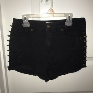 Block studded distressed denim shorts